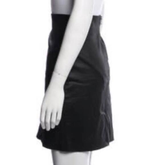 The‎ Kooples Pencil Skirt Solid Black Back Zip Mini Women's 40 Coated Fabric - Picture 3 of 12